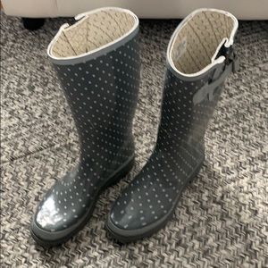 Rain boots